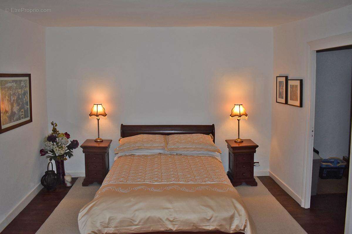 Maison Salignac Eyvignes 6 pièce(s) 119 m2 - photo 13