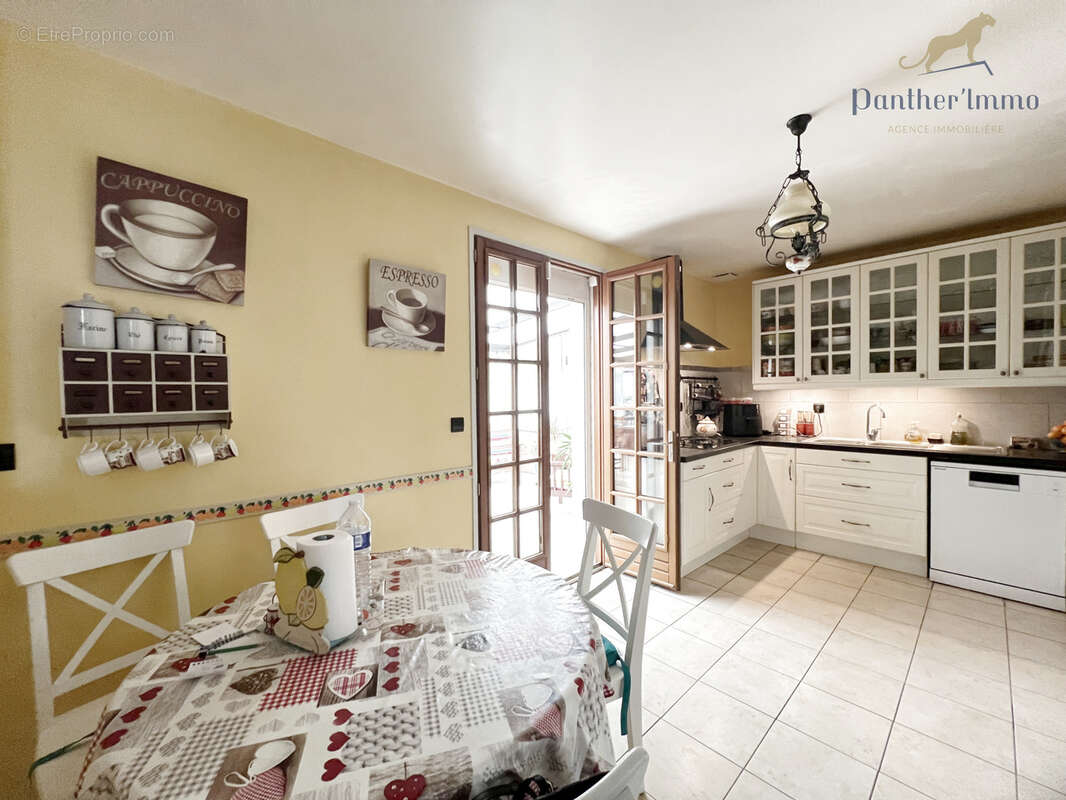 Maison à VERETZ