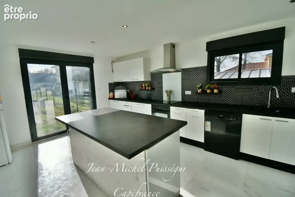 Maison à Vendre 140m2 5 pièces à LABARTHE INARD (31), Terrain 1900m2 - photo 5