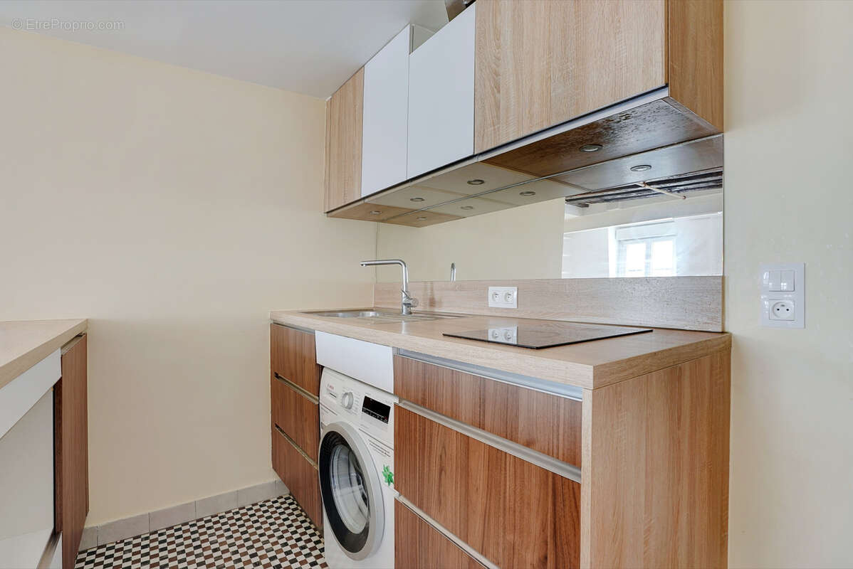 Appartement à PARIS-3E