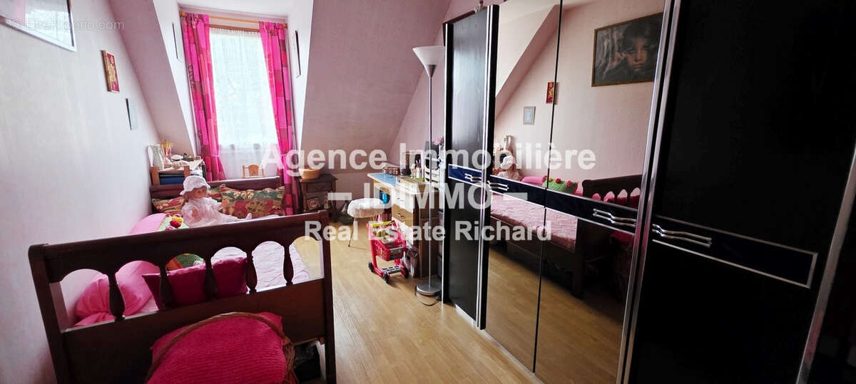 Maison à LA CHAPELLE-LA-REINE