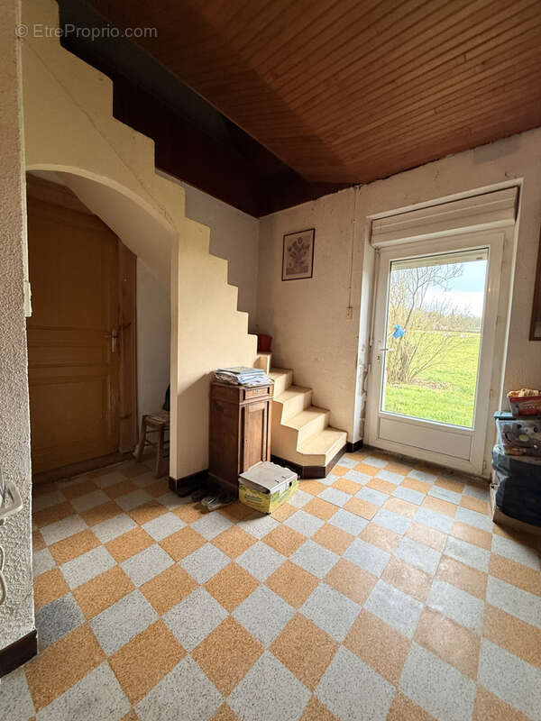 Maison à MONTIGNAC-DE-LAUZUN