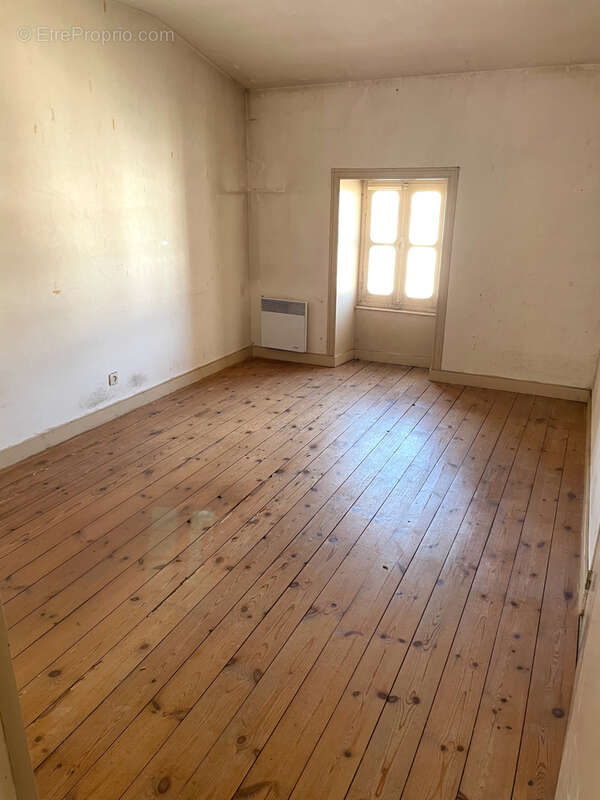 Maison à SAINT-SAVINIEN