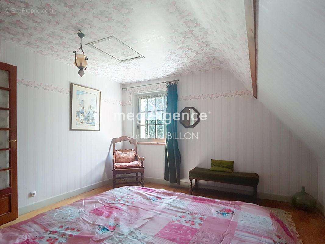 Belle maison familiale avec vie de plain-pied et toiture en ardoise naturelle !! - photo 16