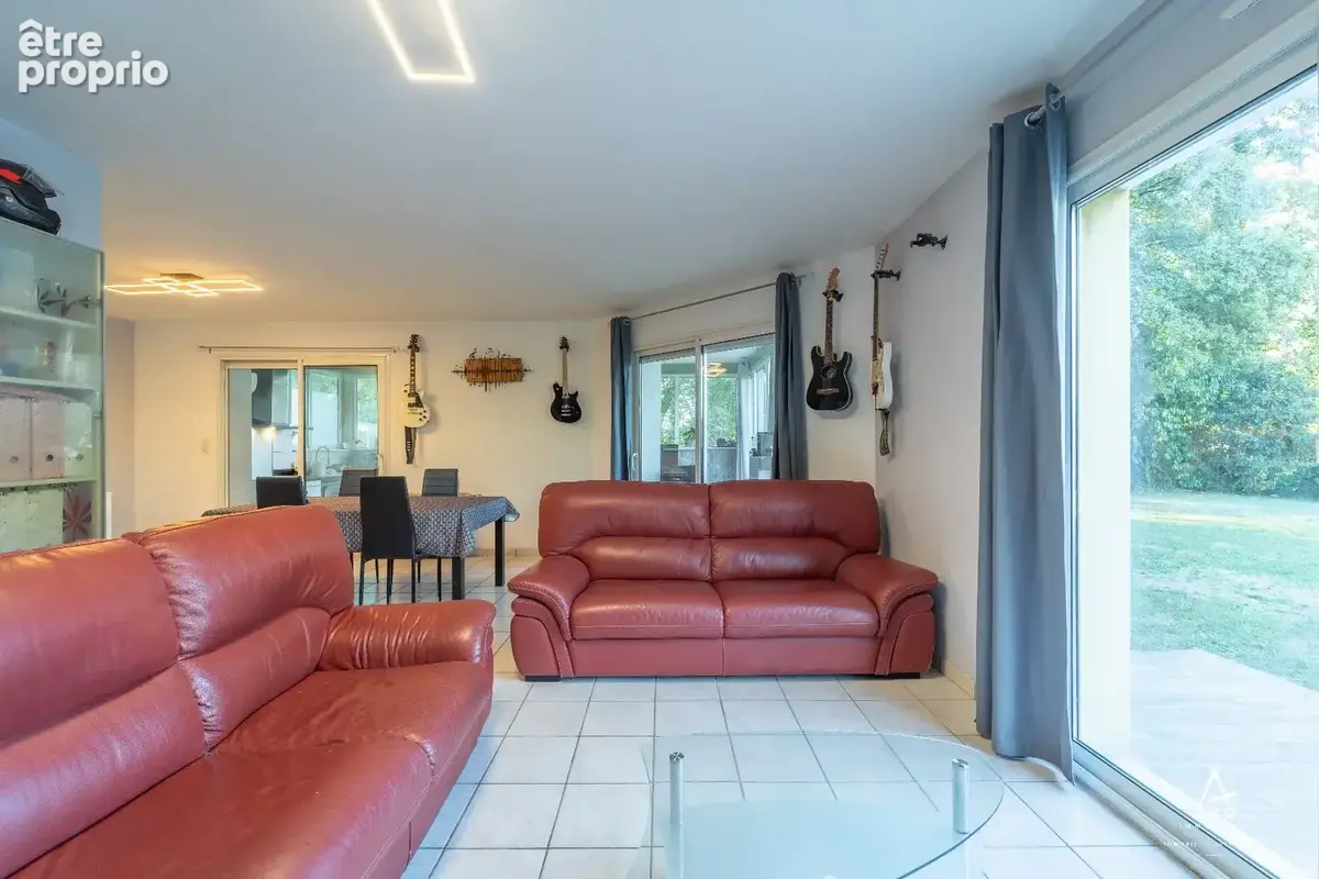 Maison contemporaine avec piscine, garage, abri voiture - photo 7