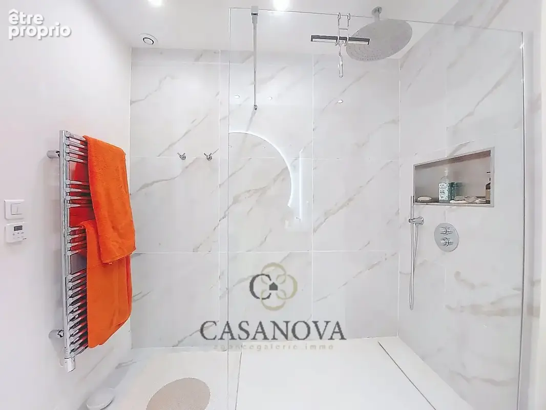 Magnifique propiété de 1850 rénovée   308 m² habitables avec dépendance  Piscine  Proximité Mauguio et Montpellier - photo 18