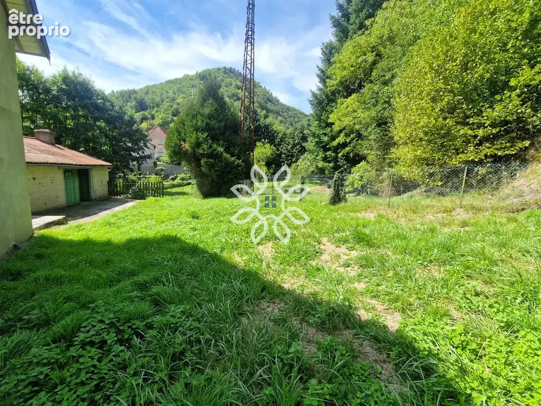 Maison de caractère avec droit d’eau et vaste terrain - photo 5