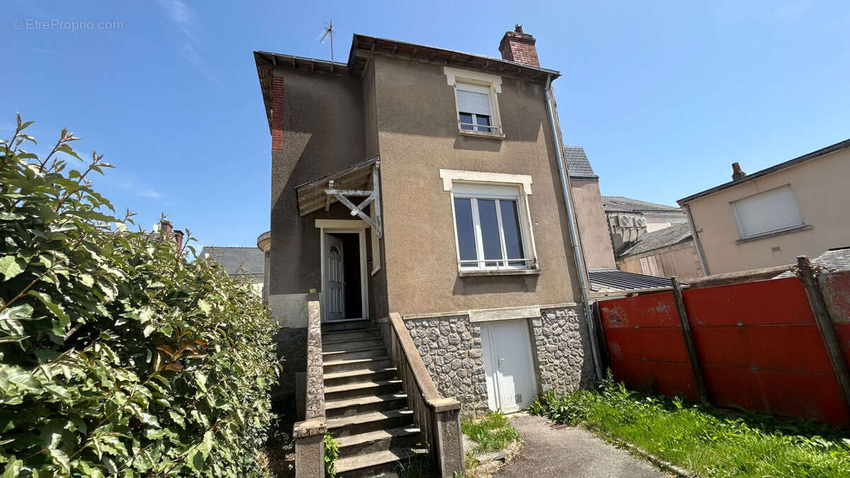Maison à SEGRE