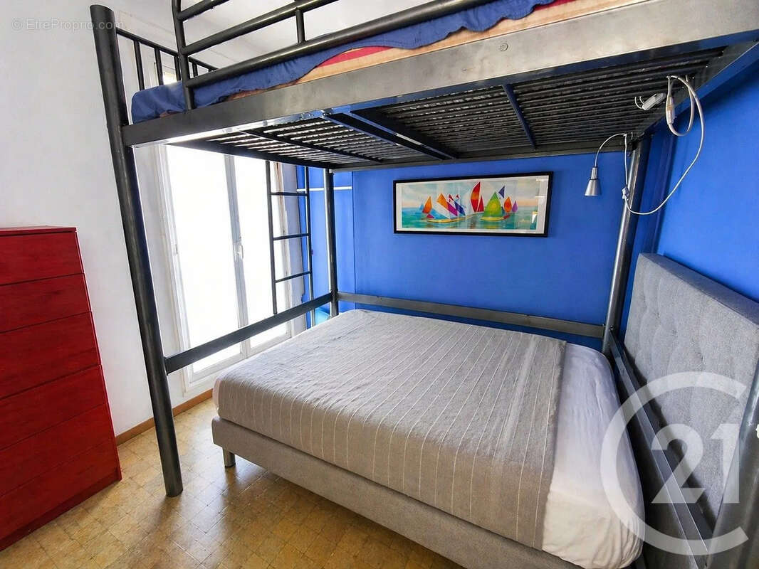 Appartement à ROQUEBRUNE-CAP-MARTIN