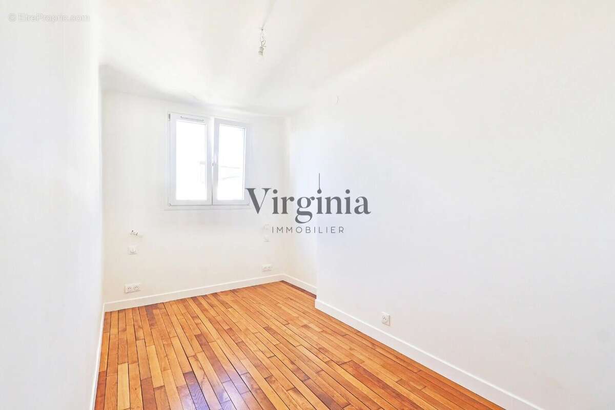 Appartement à CHARENTON-LE-PONT