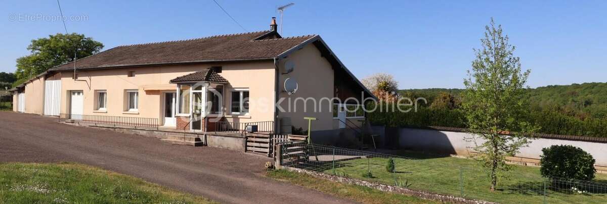Maison à CUVE