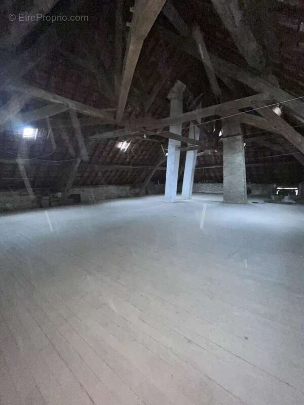 Maison à FLEURY-LA-RIVIERE