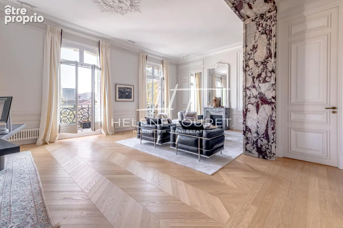 Appartement 161 m² à Paris-6e  - photo 5