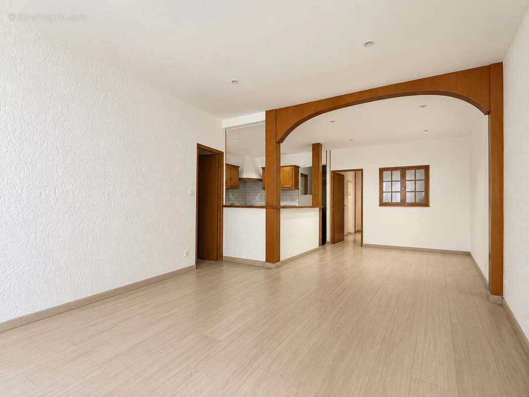 Appartement 61 m² à La Ciotat  - photo 2