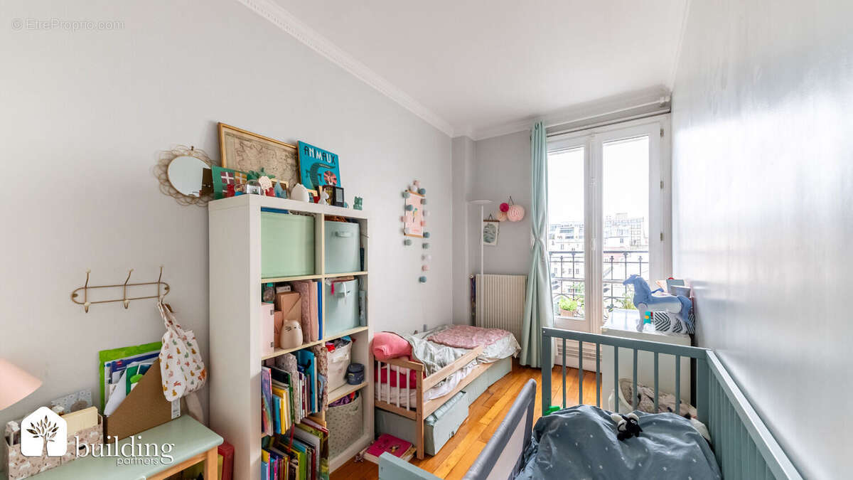Appartement à LEVALLOIS-PERRET