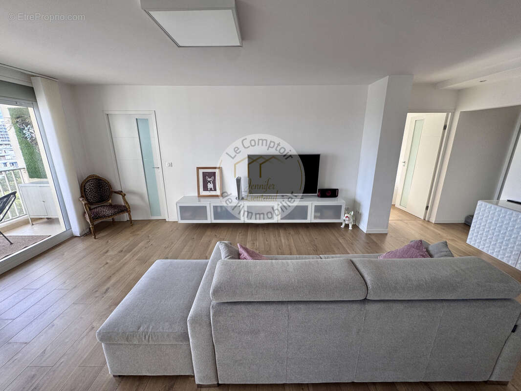 Appartement à MARSEILLE-9E