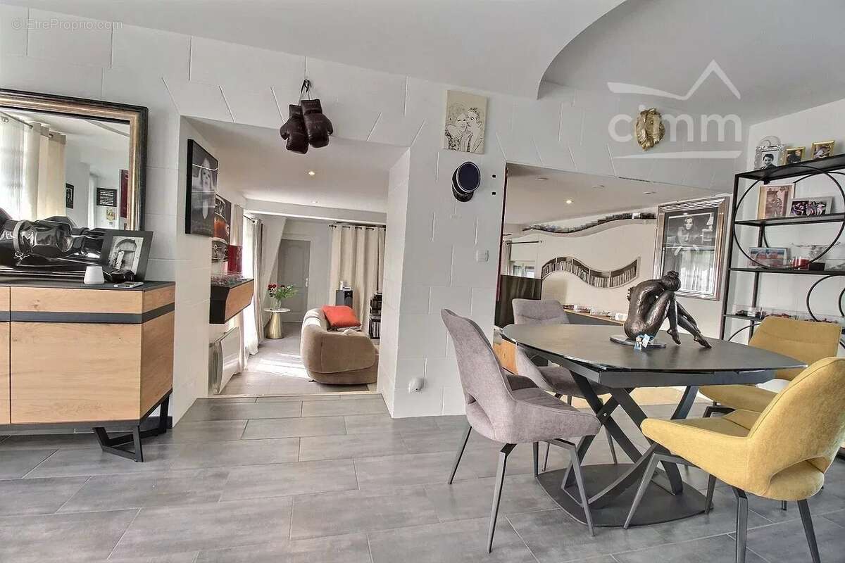 Maison à SAVONNIERES