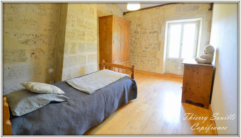 Maison en pierre, 16 pièces, 8 chambres - photo 12