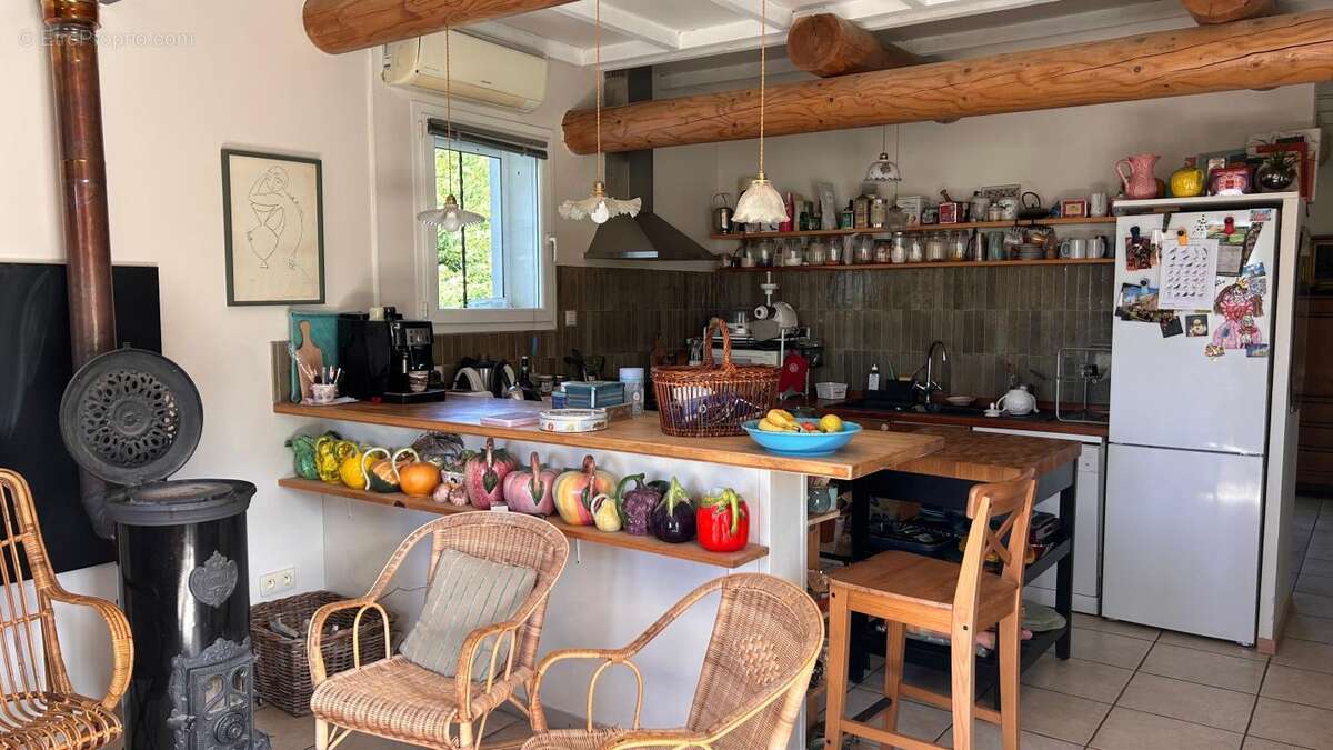 Maison à SAINT-ROMAN-DE-MALEGARDE