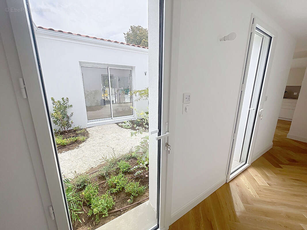 Maison La Jarrie 4 pièces 122 m2 - photo 16