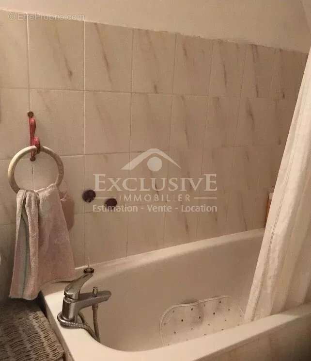 Appartement à TOURGEVILLE