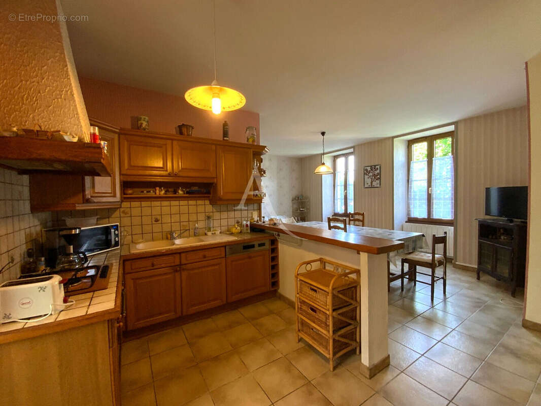 Maison à MIRAMBEAU