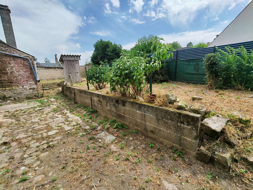 DERCY 02270 - photo 3