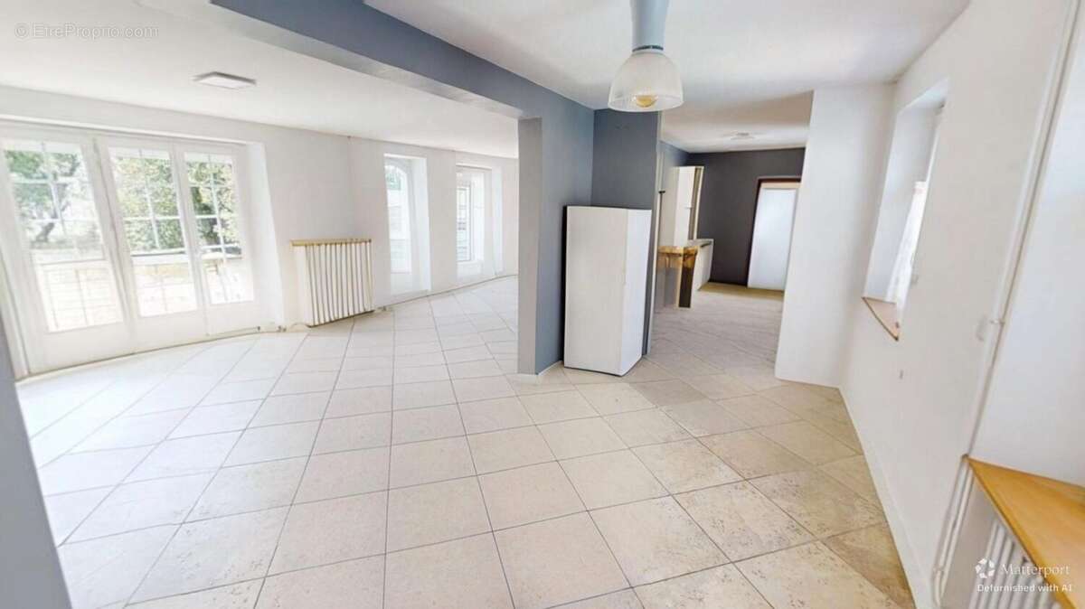 Maison 173 m² à Chaingy  - photo 2