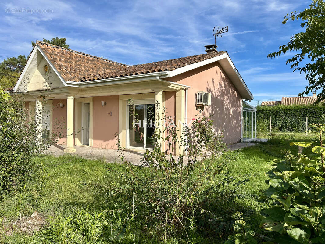 Maison à SAINT-DENIS-DE-PILE