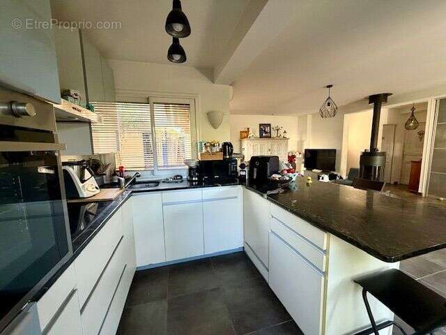 Maison 155 m² à Mauguio  - photo 2