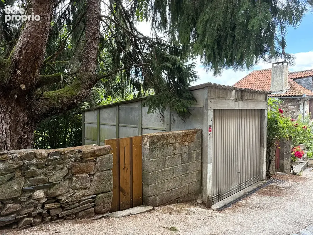 Maison de village avec vue, jardin et garage - photo 15