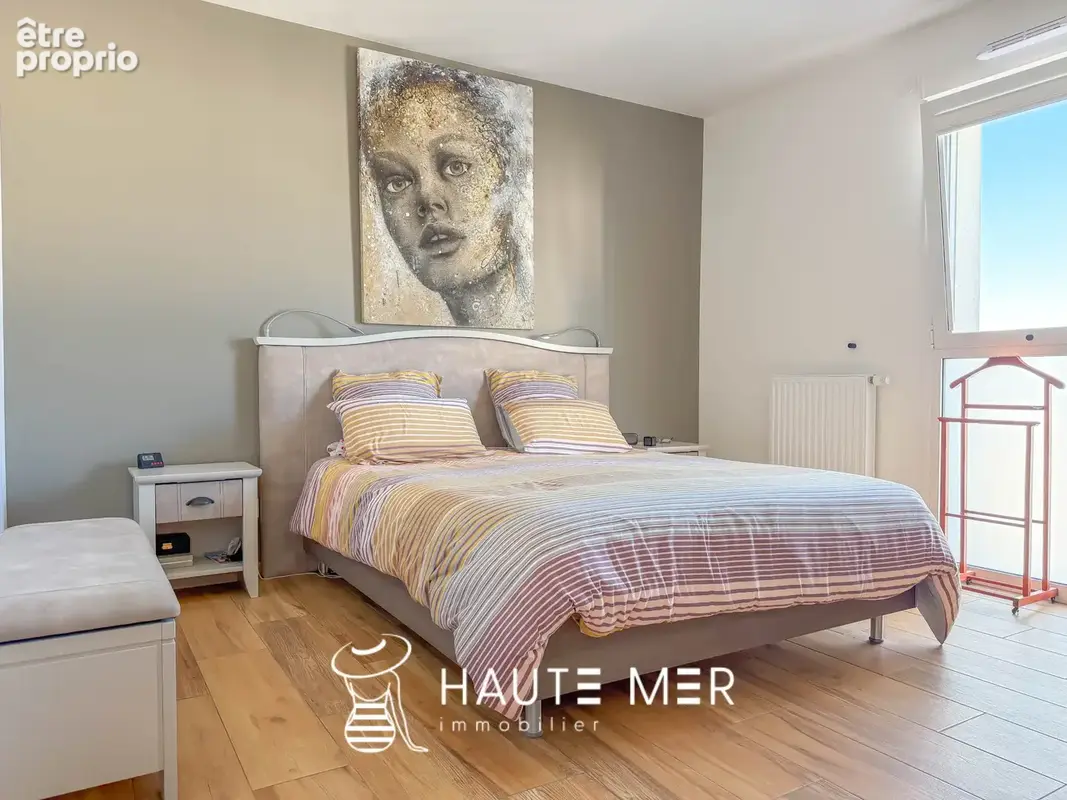 RÉGATE - Appartement T4 avec garage et parking aux Présidents - photo 6