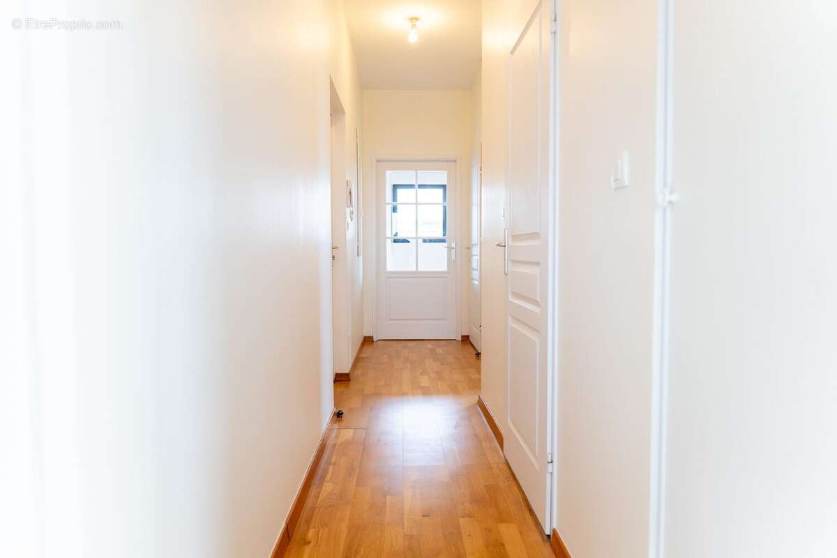 Appartement 63 m² à Orleans  - photo 5
