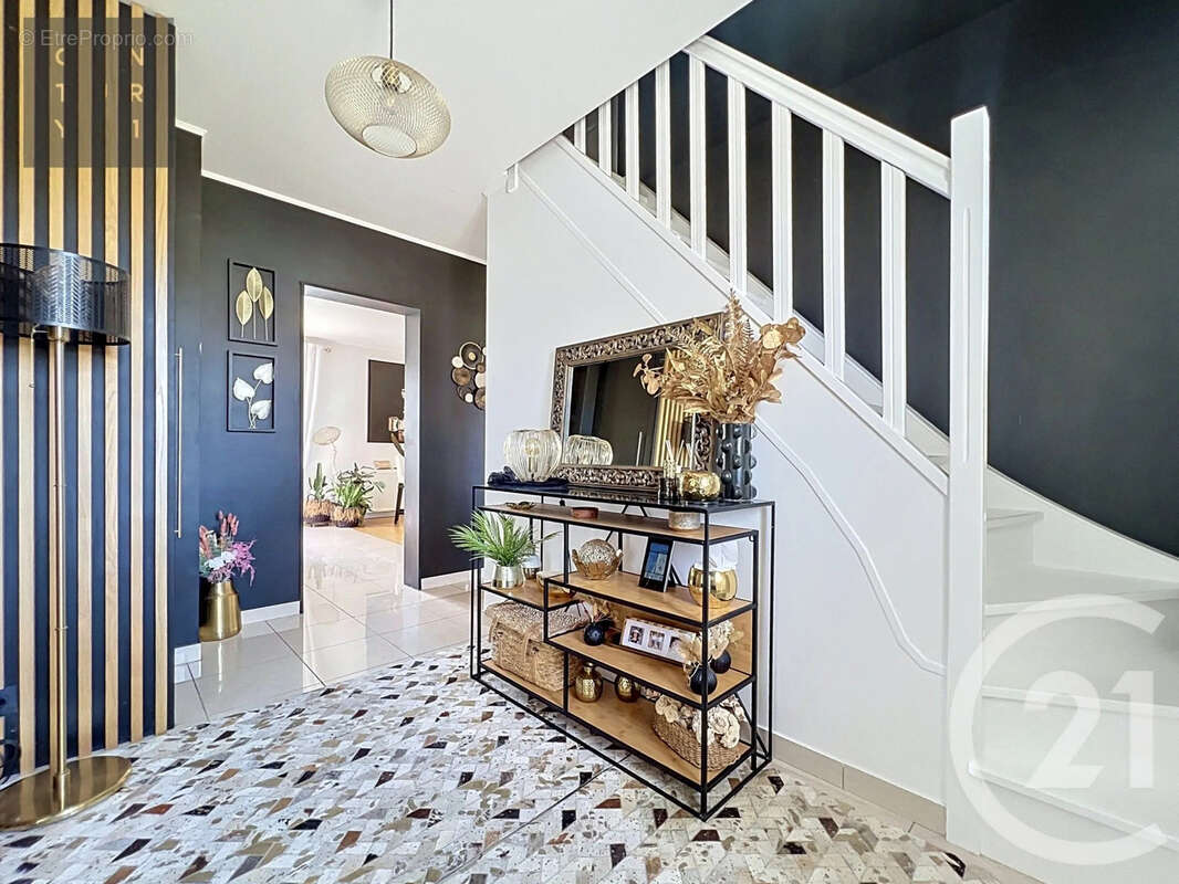 Maison 150 m² à Barberey-Saint-Sulpice  - photo 2
