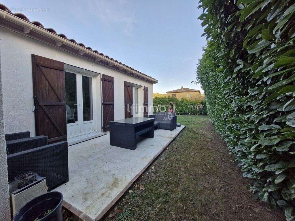Maison plein pied Montlegun - photo 12