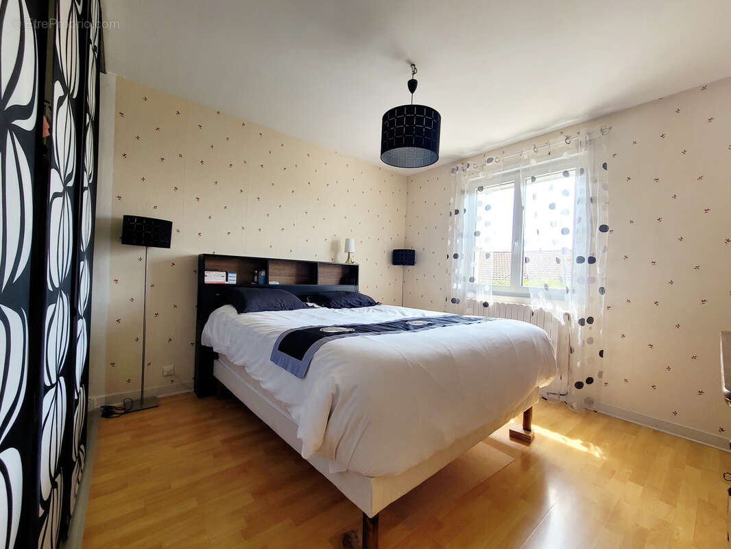 Maison à CHALEINS