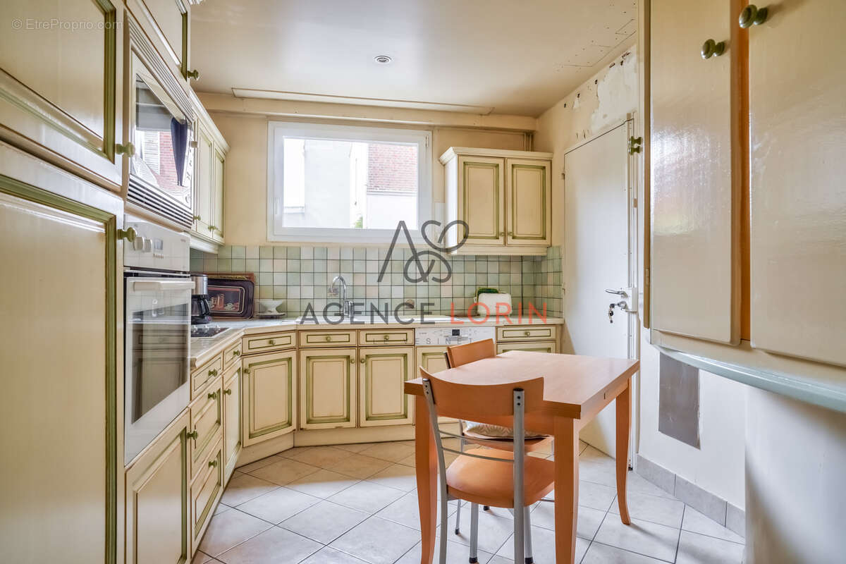 Appartement à LE VESINET