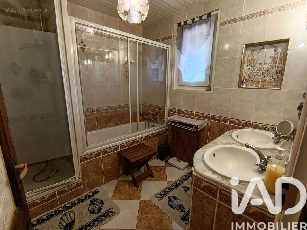 Photo 9 - Maison à COUTRAS