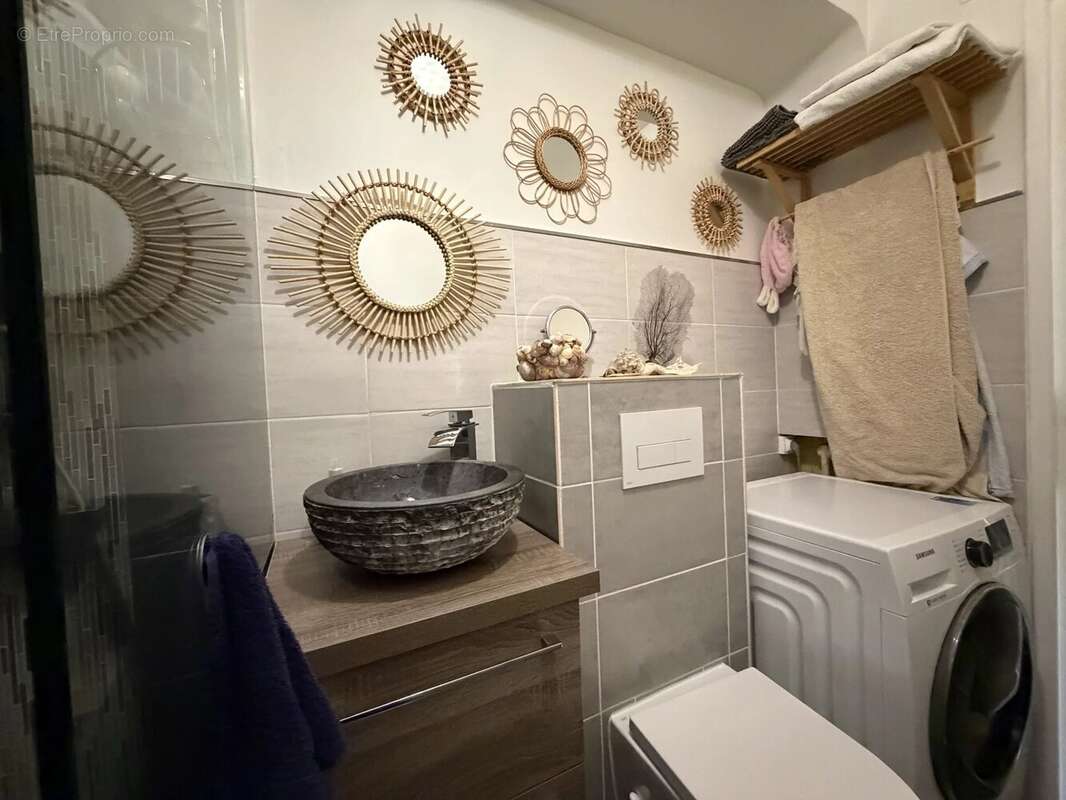 Appartement à ROQUEBRUNE-CAP-MARTIN
