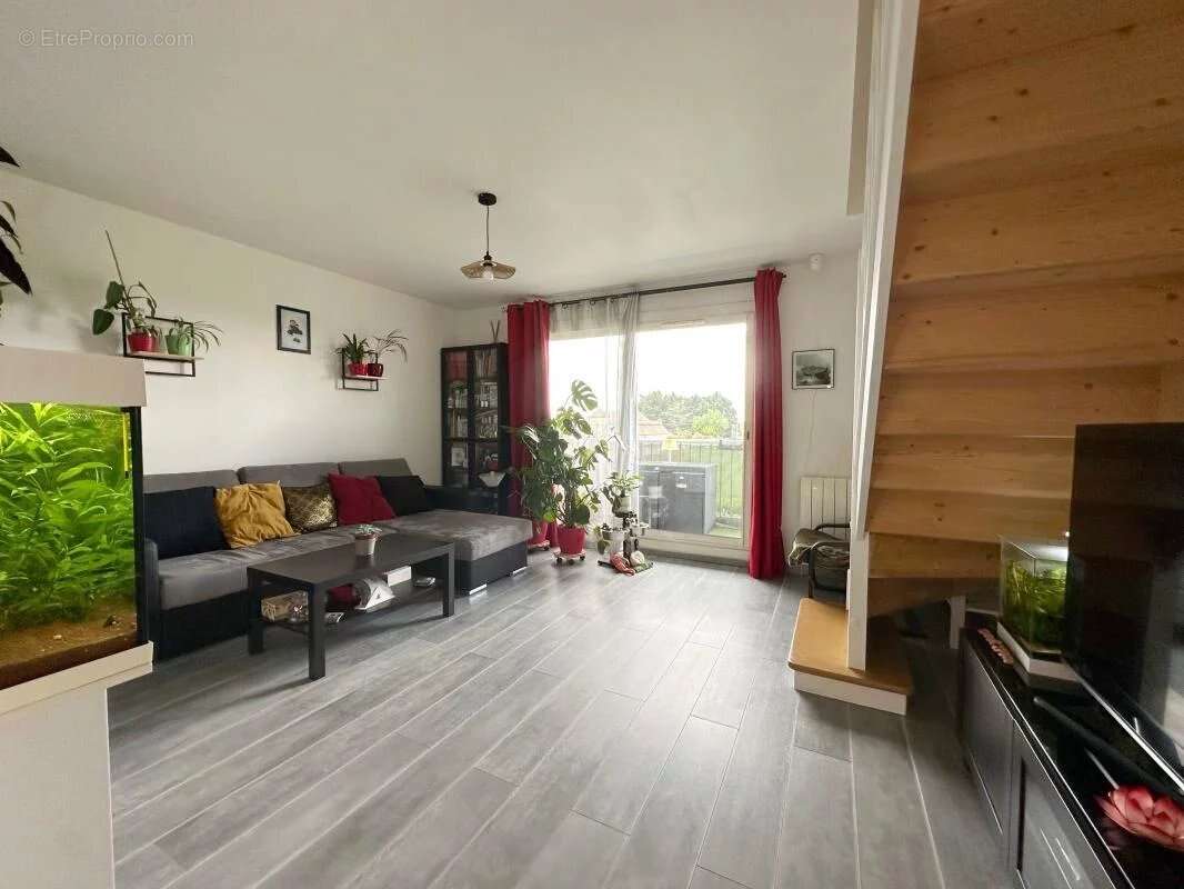 Appartement à PIERRELAYE