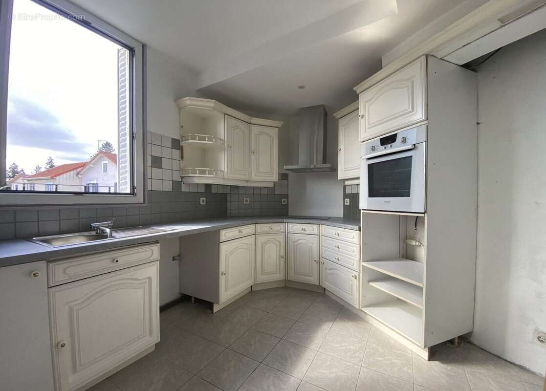Appartement à NANTERRE