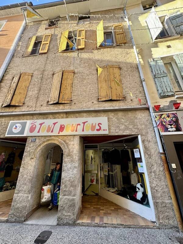 Commerce à DIGNE-LES-BAINS