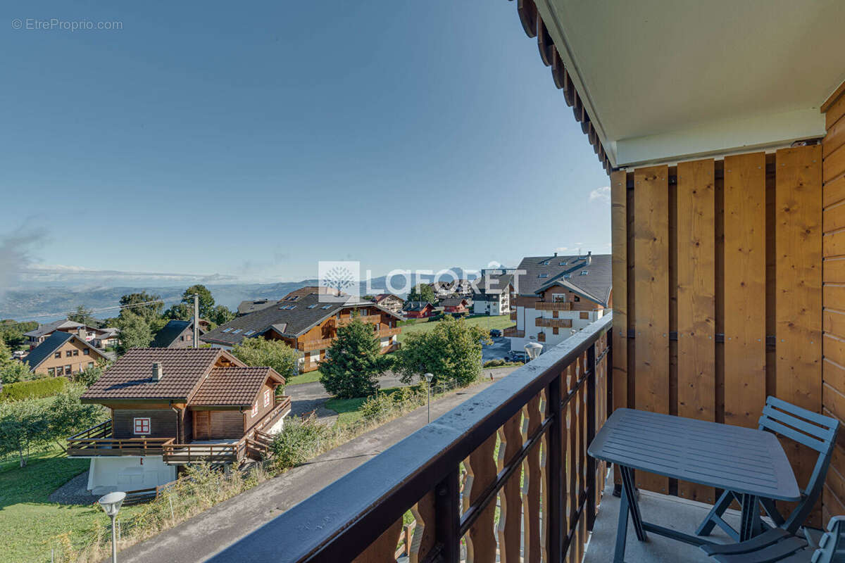 Appartement à THOLLON-LES-MEMISES