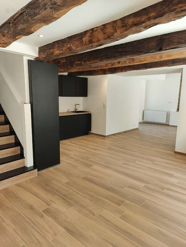 maison en pierres rénovée - photo 3