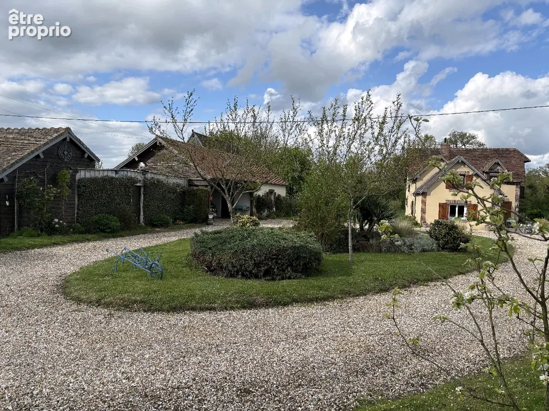 Photo Maison à Verneuil-Sur-Avre au prix de 235 000€