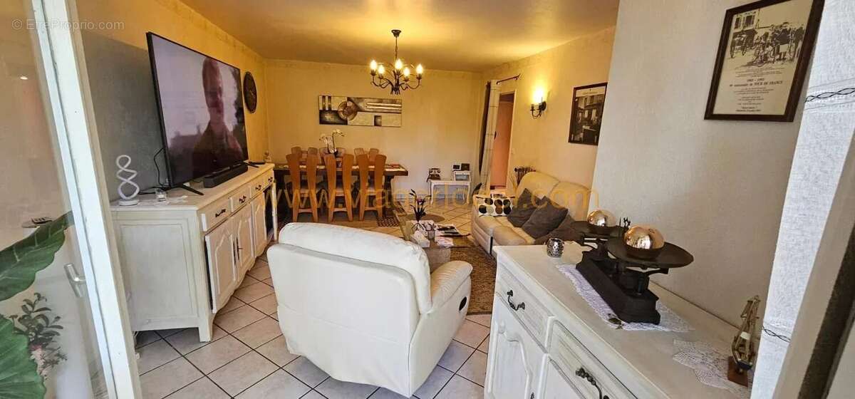 Appartement à CORBEIL-ESSONNES