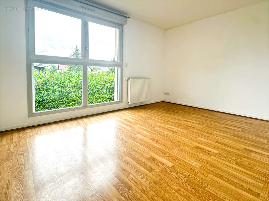 Maison à PREVESSIN-MOENS