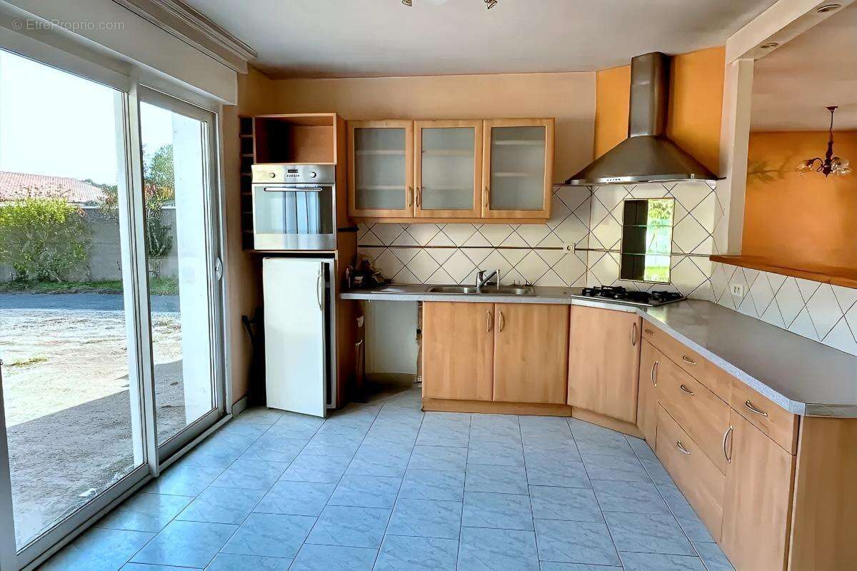 Maison à LA HAIE-FOUASSIERE