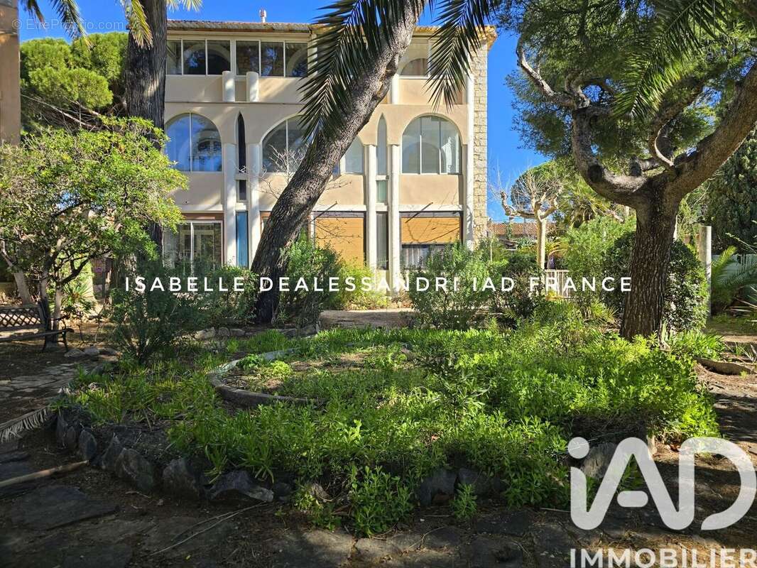 Photo 6 - Appartement à SAINT-CYR-SUR-MER