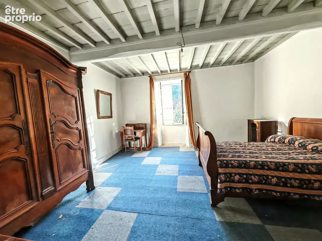 Ensemble immobilier avec fort potentiel sur plus de 1,6ha de terrain - photo 12